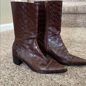 Brown Crocodile Pattern Leather Boots